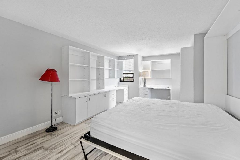 5280 N Ocean Drive, Unit 1e, Singer Island, FL 33404 Photo