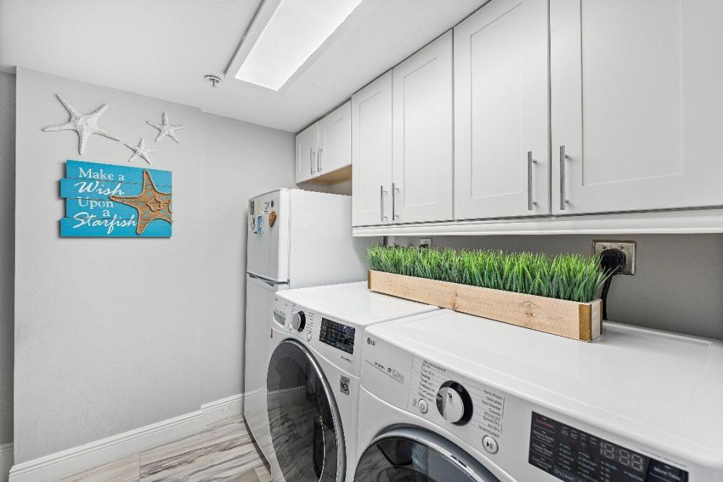 5280 N Ocean Drive, Unit 1e, Singer Island, FL 33404 Photo