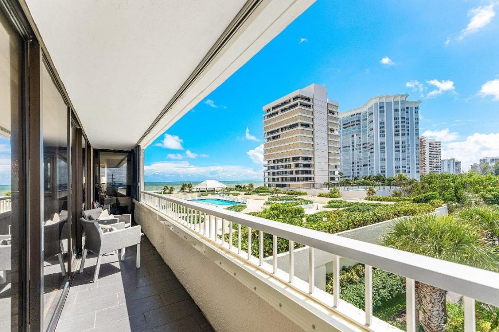 5280 N Ocean Drive, Unit 1e, Singer Island, FL 33404 Photo