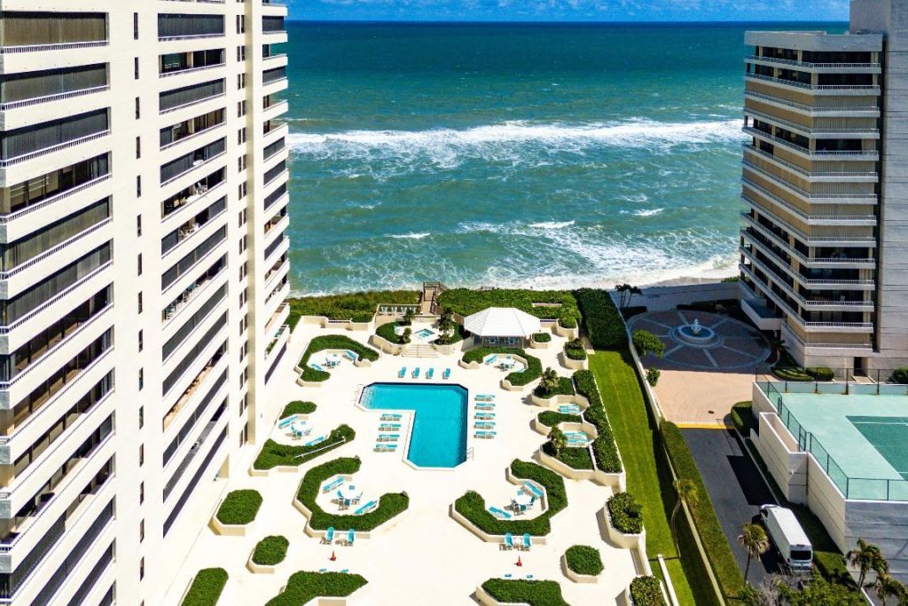 5280 N Ocean Drive, Unit 1e, Singer Island, FL 33404 Photo