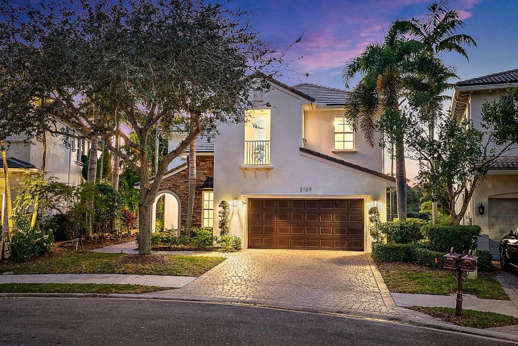 2109 Spring Court, Palm Beach Gardens, FL 33410 Photo