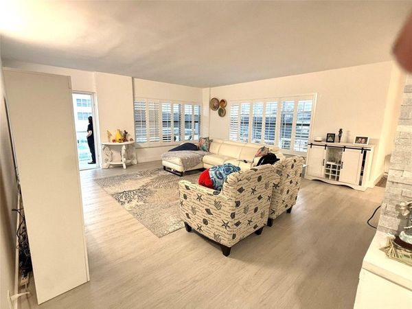 3550 Galt Ocean Dr, Unit 206, Fort Lauderdale, FL 33308