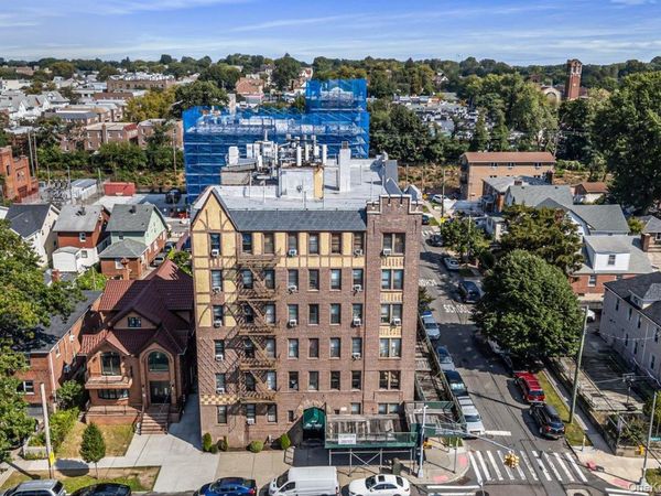 155-17 Sanford Ave, Unit E, Flushing, NY 11355