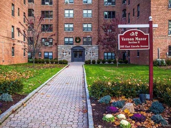 30 Ehrbar Ave , Unit 102, Mount Vernon, NY 10552