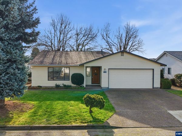 1350 Dogwood Dr, Woodburn, OR 97071
