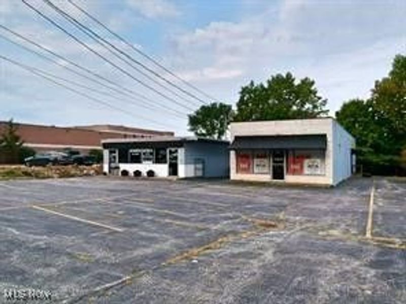 6624/6626 Engle Road, Middleburg Heights, OH 44130 Photo 1