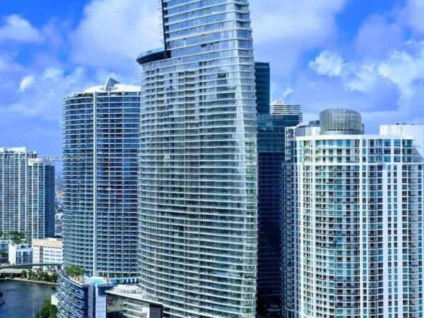 300 Biscayne Blvd Way, Unit 3403, Miami, FL 33131