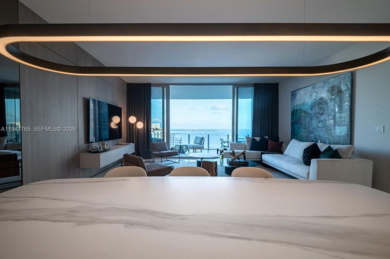 300 Biscayne Blvd Way, Unit 3403, Miami, FL 33131 Photo
