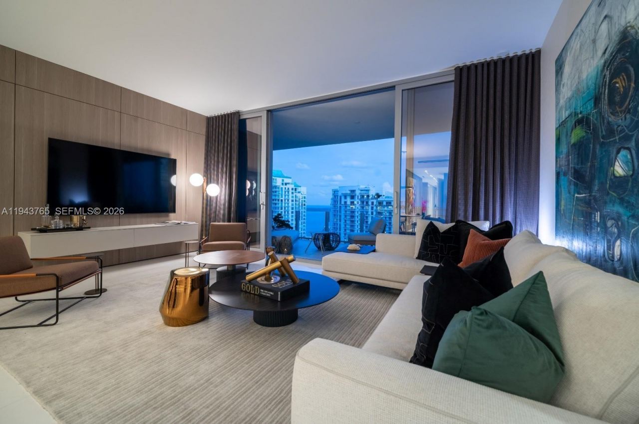 300 Biscayne Blvd Way, Unit 3403, Miami, FL 33131 Photo