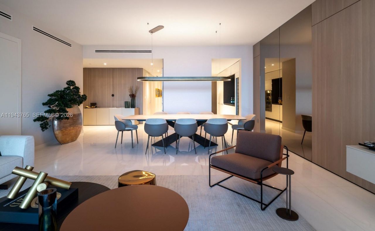 300 Biscayne Blvd Way, Unit 3403, Miami, FL 33131 Photo