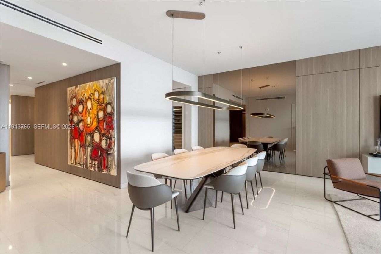 300 Biscayne Blvd Way, Unit 3403, Miami, FL 33131 Photo