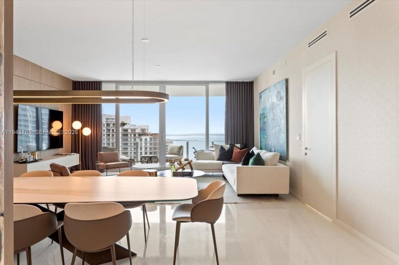300 Biscayne Blvd Way, Unit 3403, Miami, FL 33131 Photo