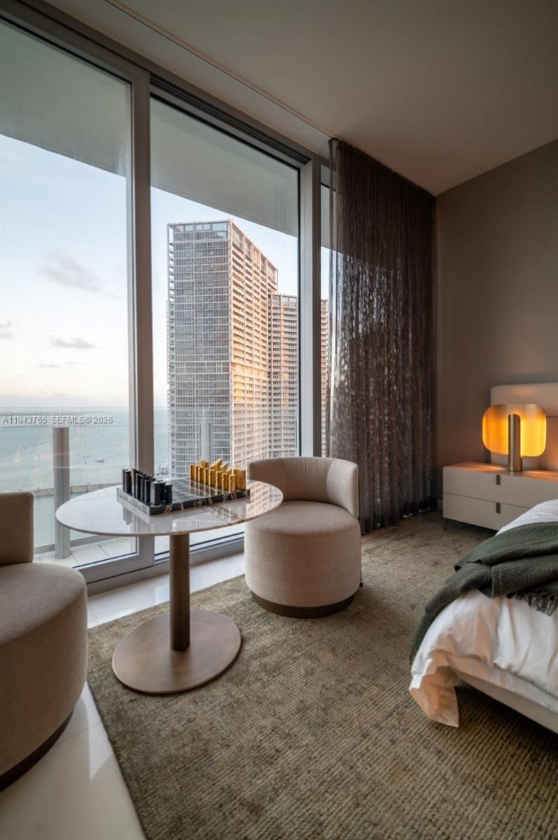 300 Biscayne Blvd Way, Unit 3403, Miami, FL 33131 Photo