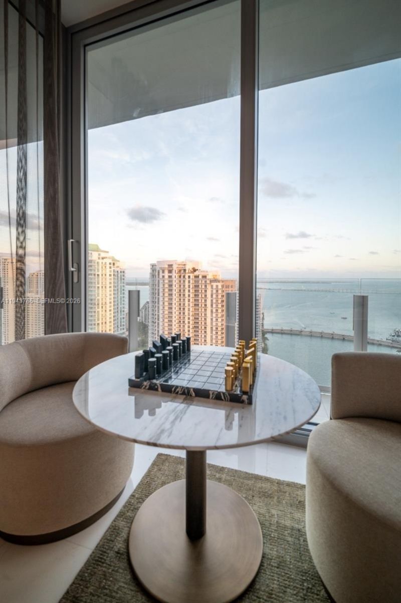 300 Biscayne Blvd Way, Unit 3403, Miami, FL 33131 Photo