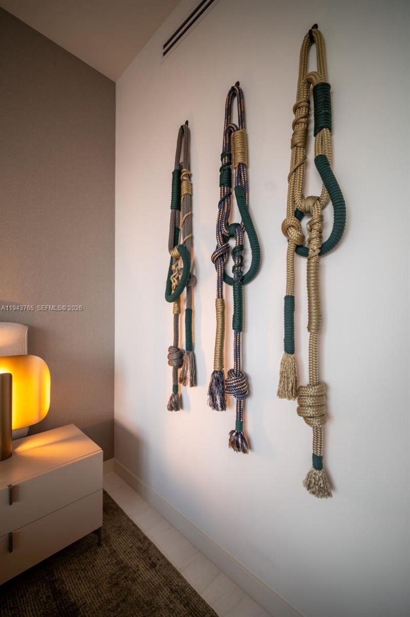 300 Biscayne Blvd Way, Unit 3403, Miami, FL 33131 Photo