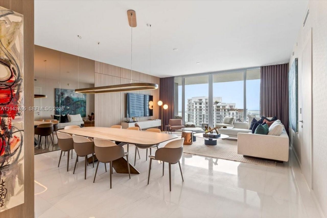 300 Biscayne Blvd Way, Unit 3403, Miami, FL 33131 Photo