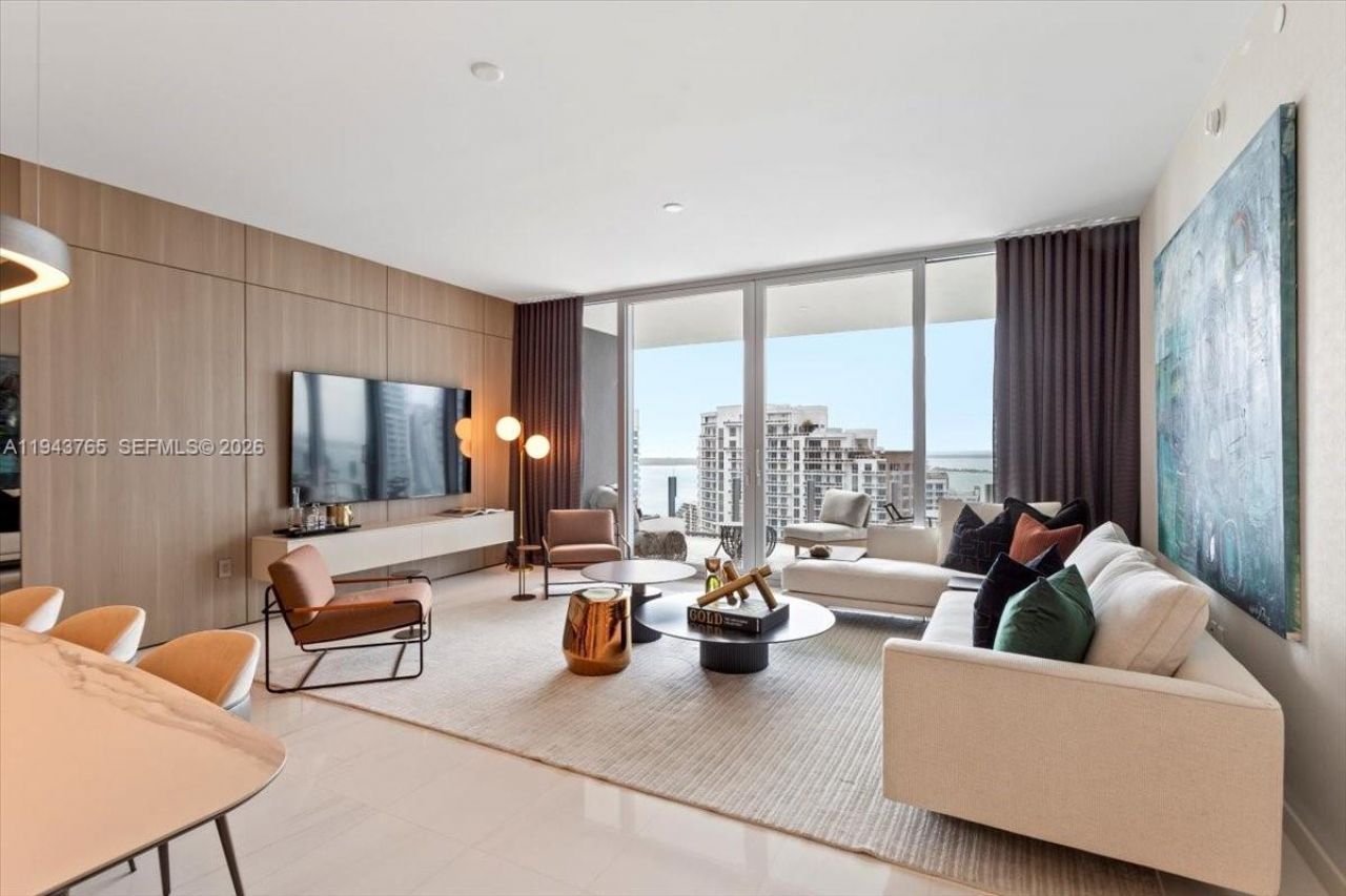 300 Biscayne Blvd Way, Unit 3403, Miami, FL 33131 Photo