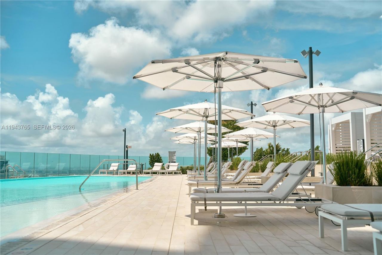 300 Biscayne Blvd Way, Unit 3403, Miami, FL 33131 Photo