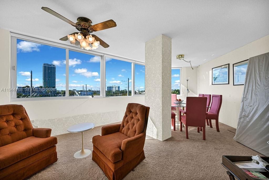 7135 Collins Ave, Unit 435, Miami Beach, FL 33141 Photo