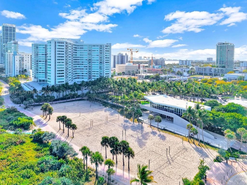 7135 Collins Ave, Unit 435, Miami Beach, FL 33141 Photo