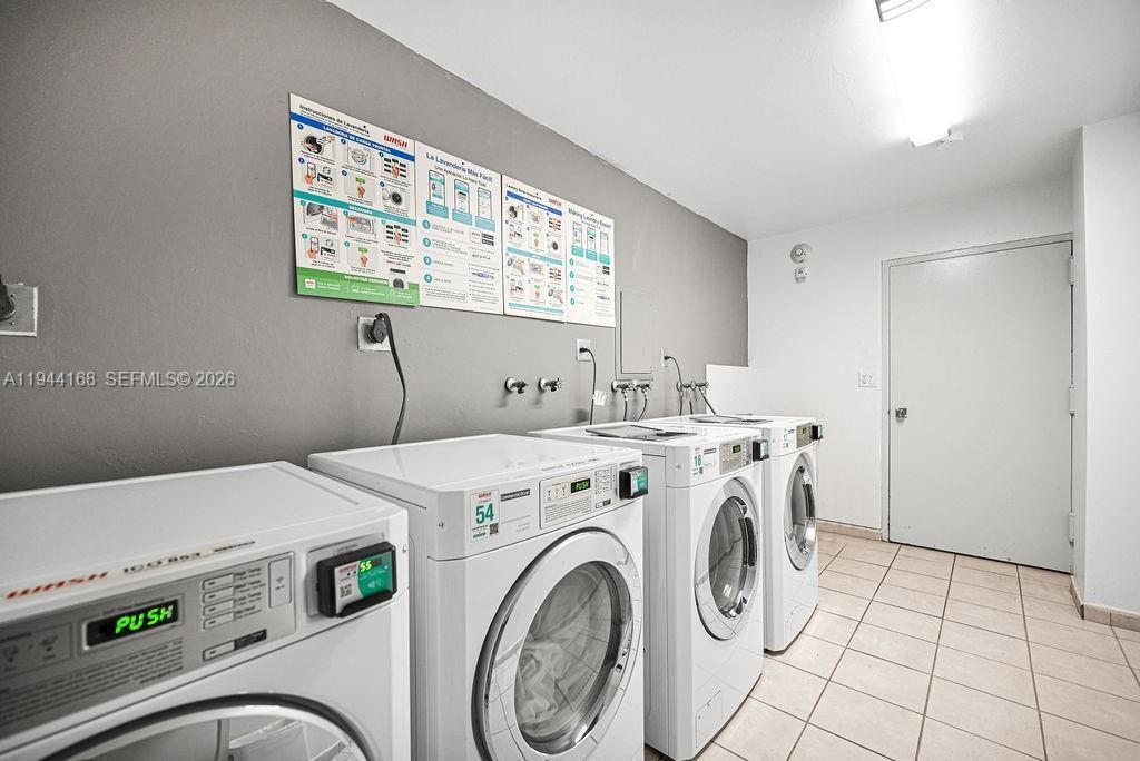 7135 Collins Ave, Unit 435, Miami Beach, FL 33141 Photo