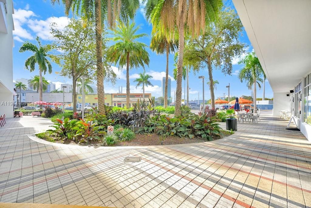 7135 Collins Ave, Unit 435, Miami Beach, FL 33141 Photo