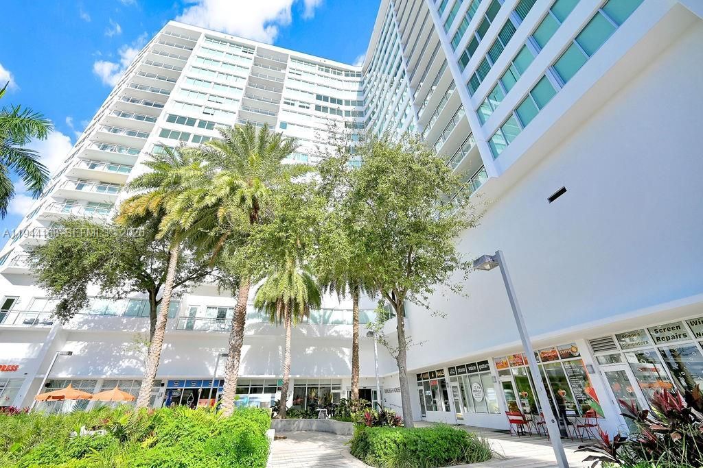 7135 Collins Ave, Unit 435, Miami Beach, FL 33141 Photo