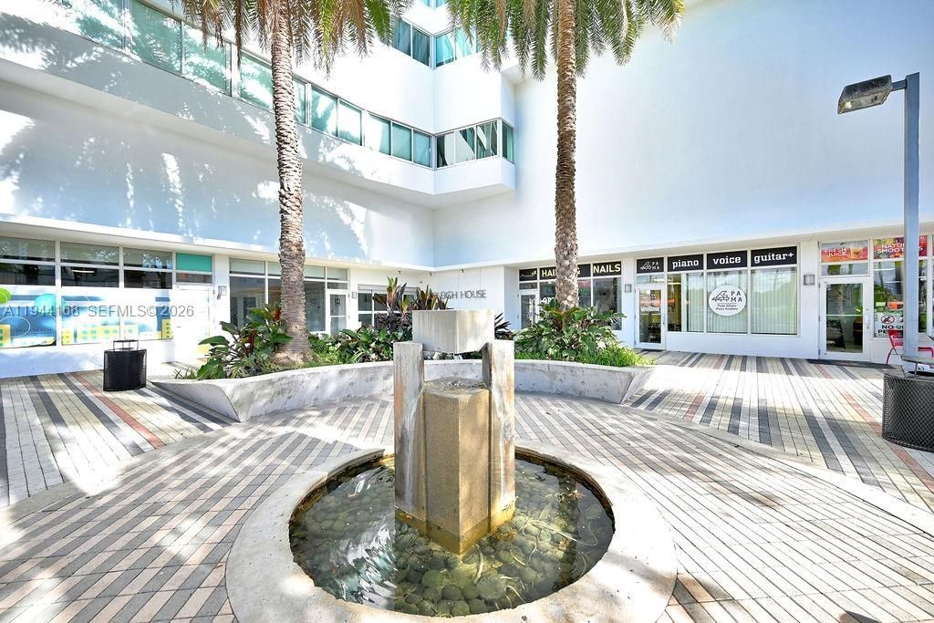 7135 Collins Ave, Unit 435, Miami Beach, FL 33141 Photo