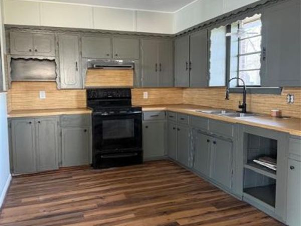 229 Bois D Arc Street, Canton, TX 75103