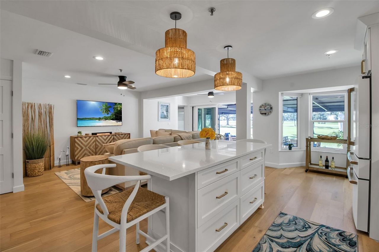 2123 Harbourside Drive, Unit 903, Longboat Key, FL 34228 Photo