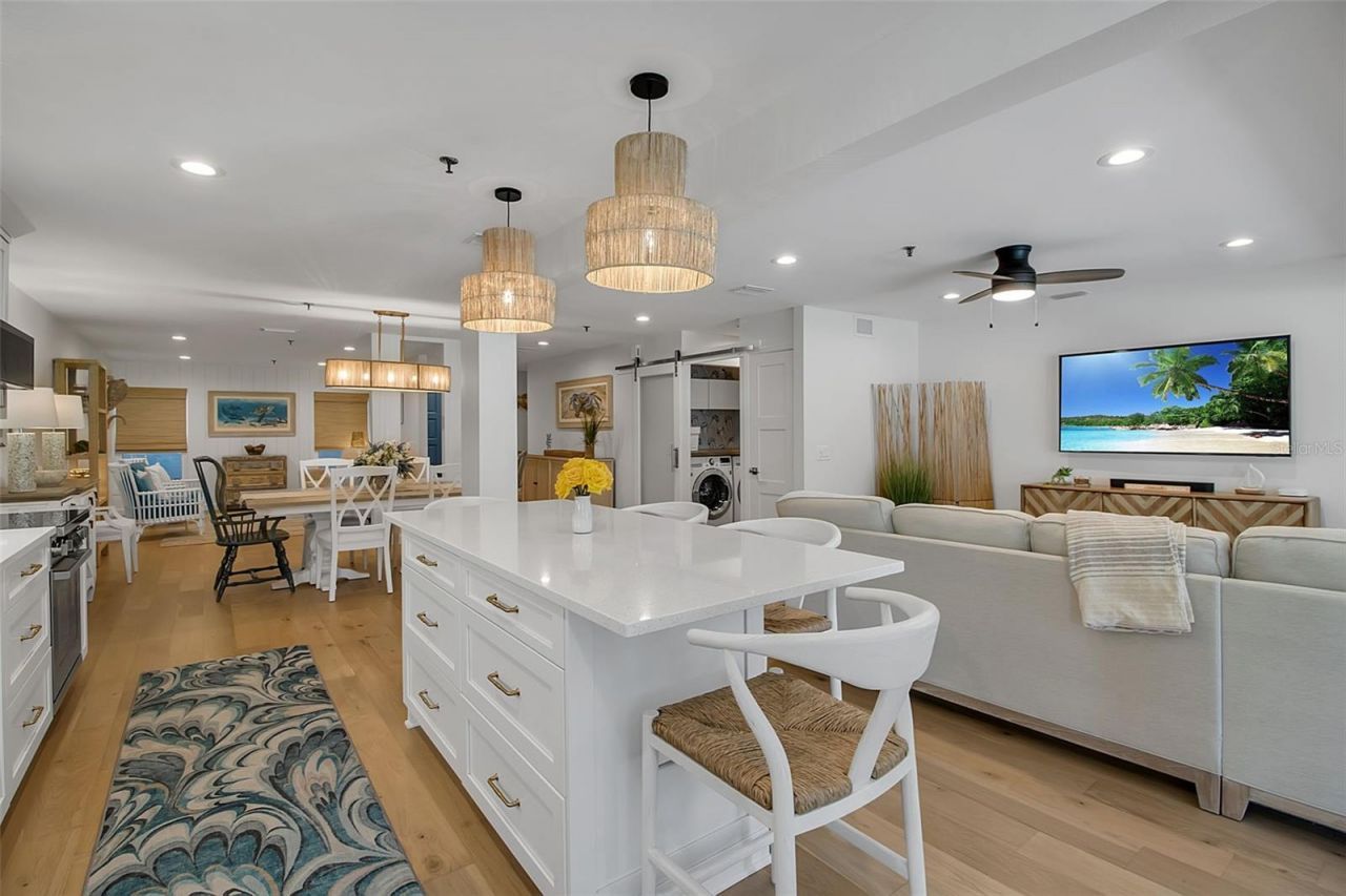 2123 Harbourside Drive, Unit 903, Longboat Key, FL 34228 Photo