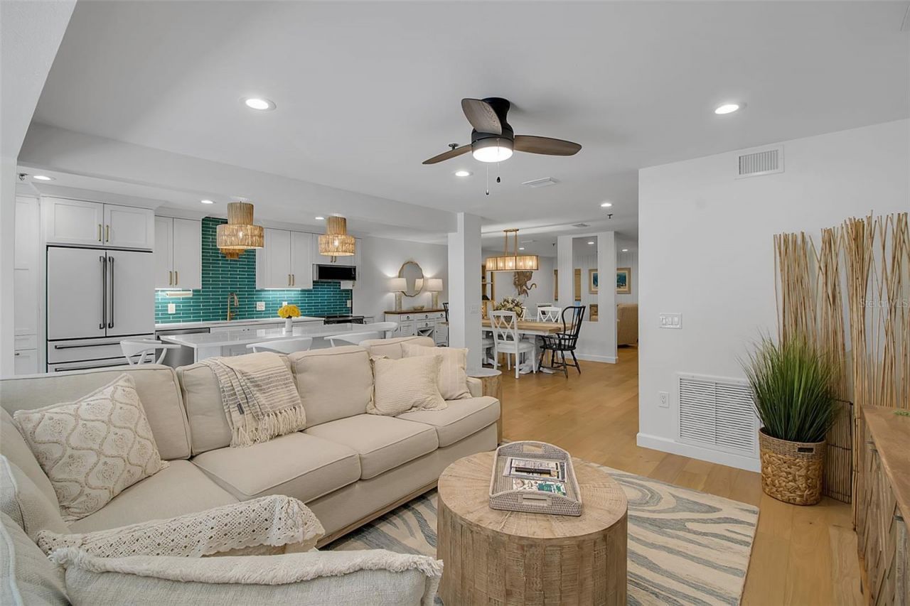 2123 Harbourside Drive, Unit 903, Longboat Key, FL 34228 Photo