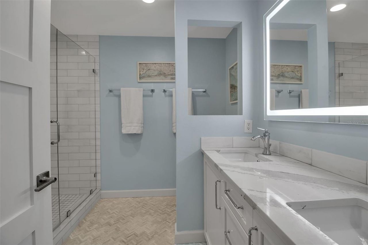 2123 Harbourside Drive, Unit 903, Longboat Key, FL 34228 Photo