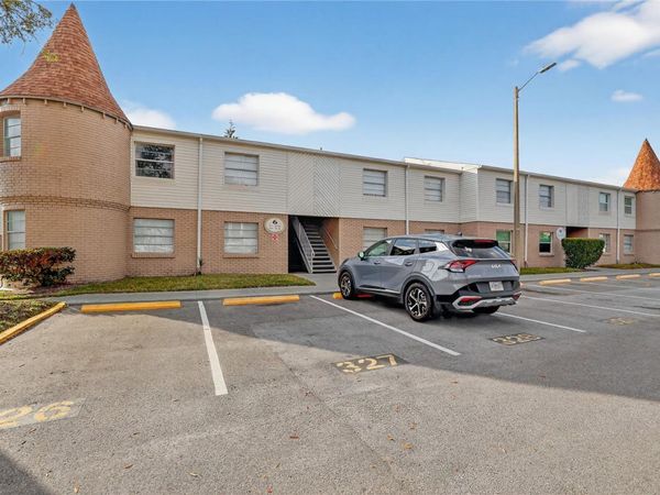 7210 N MANHATTAN AVENUE, Unit 612, TAMPA, FL 33614