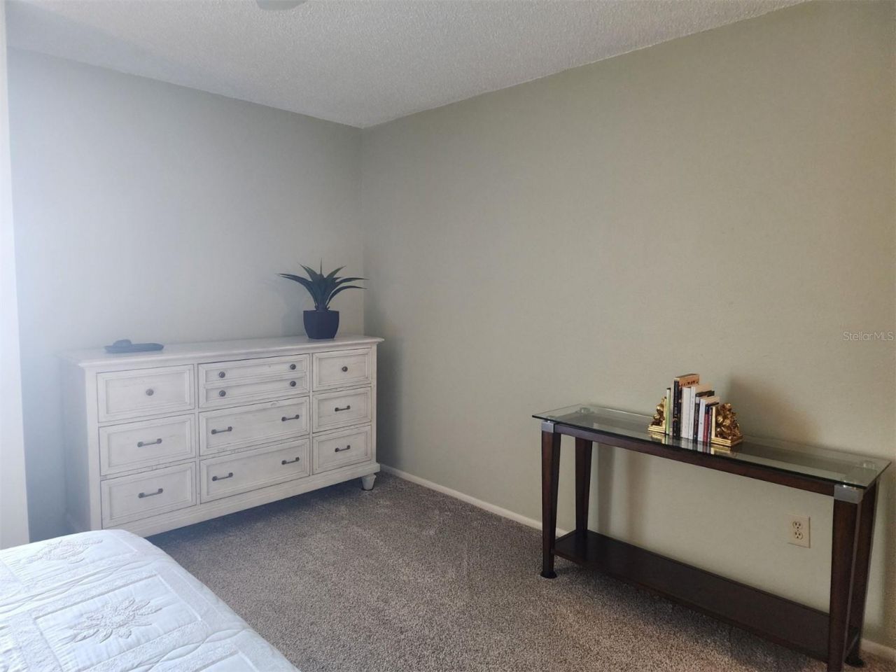 2132 Lakewood Club Drive S, Unit 8B, Saint Petersburg, FL 33712 Photo