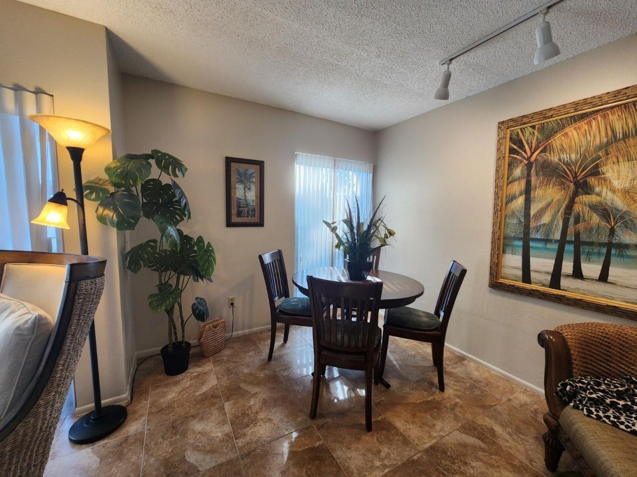 2132 Lakewood Club Drive S, Unit 8B, Saint Petersburg, FL 33712 Photo