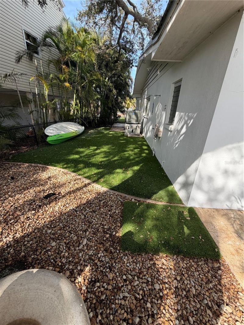 433 20th Avenue, Indian Rocks Beach, FL 33785 Photo