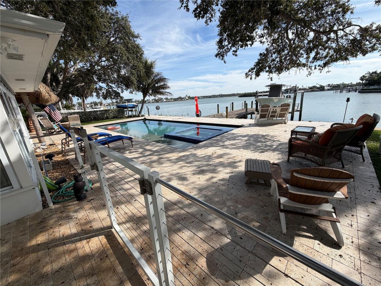 433 20th Avenue, Indian Rocks Beach, FL 33785 Photo