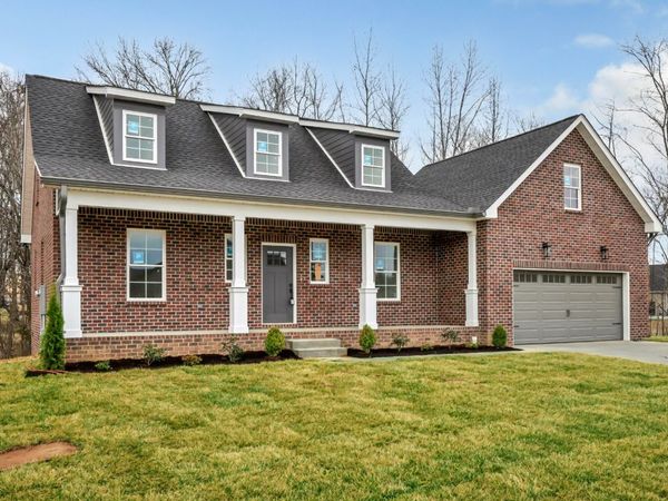 155 Cottage Ln, Clarksville, TN 37043