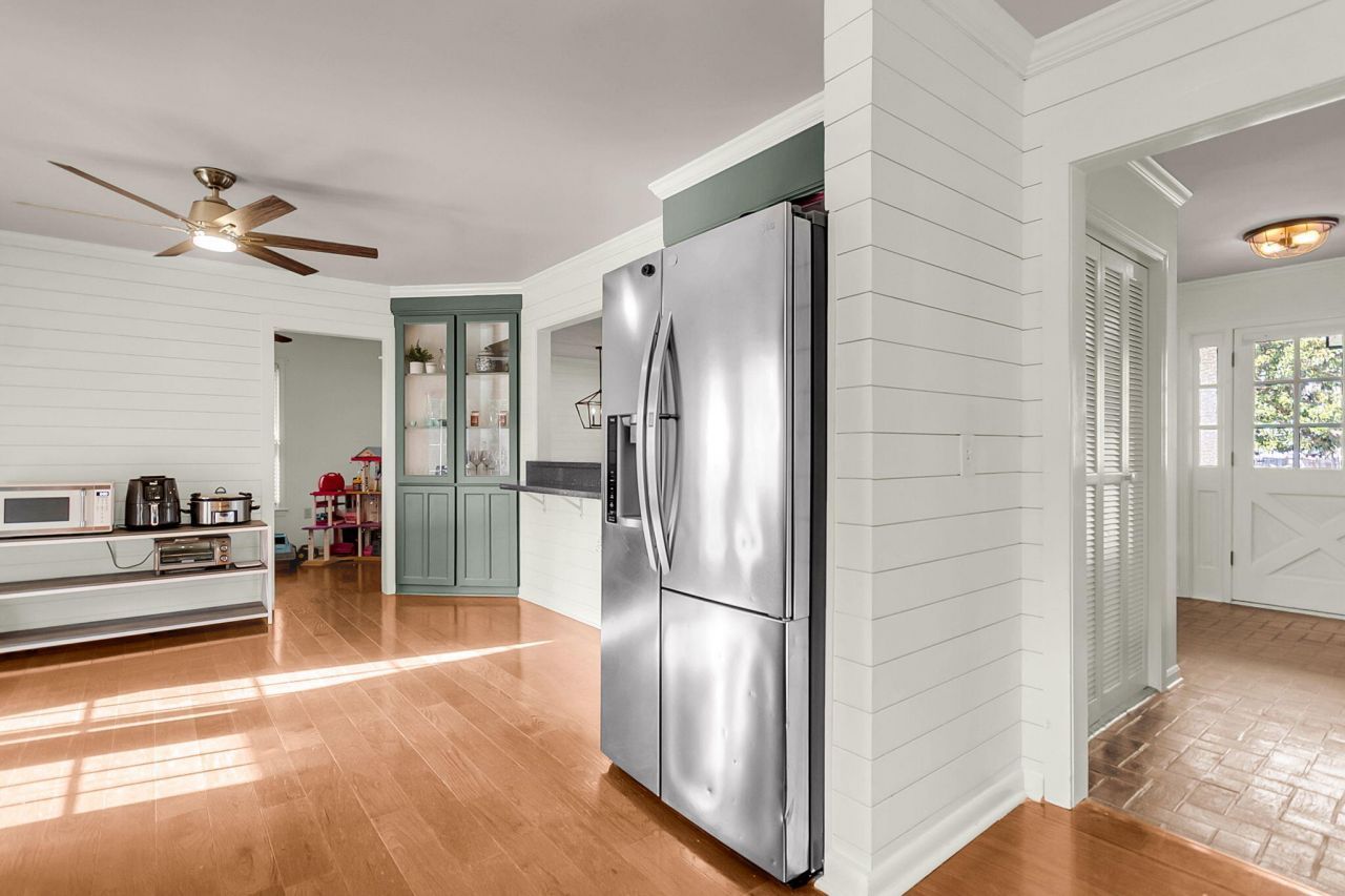 310 Land O Pines Circle Photo 10