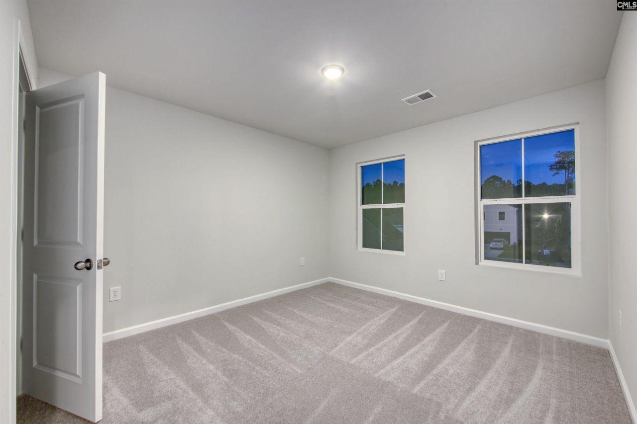 545 Carters Grove Lane Photo 37