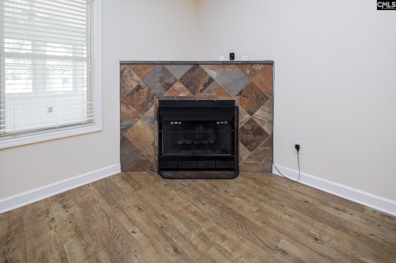 833 Mt Valley Road Photo 13