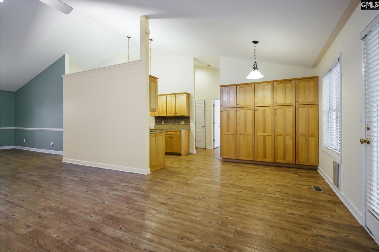 833 Mt Valley Road Photo 15