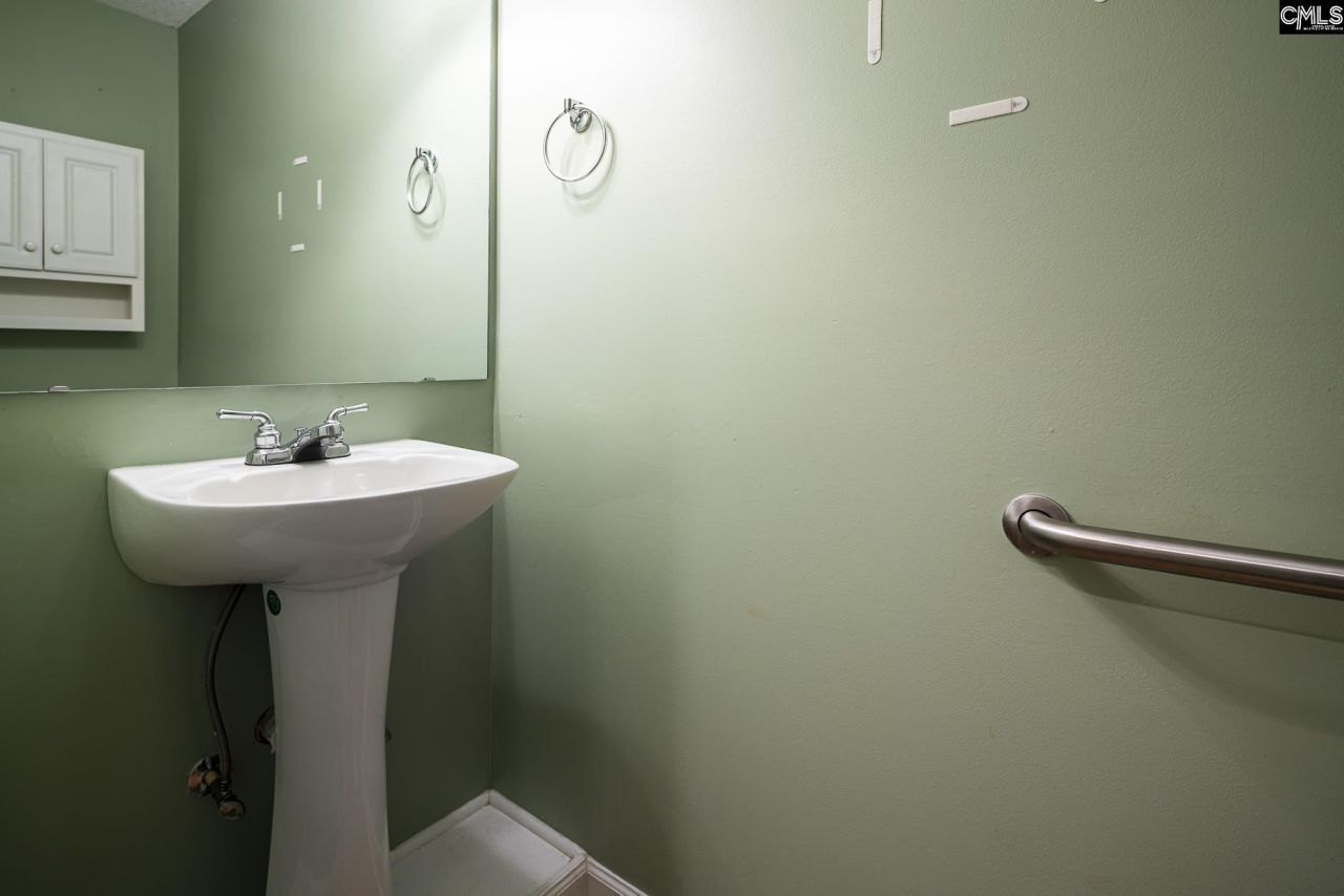 833 Mt Valley Road Photo 37