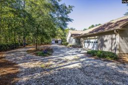 833 Mt Valley Road photo 4