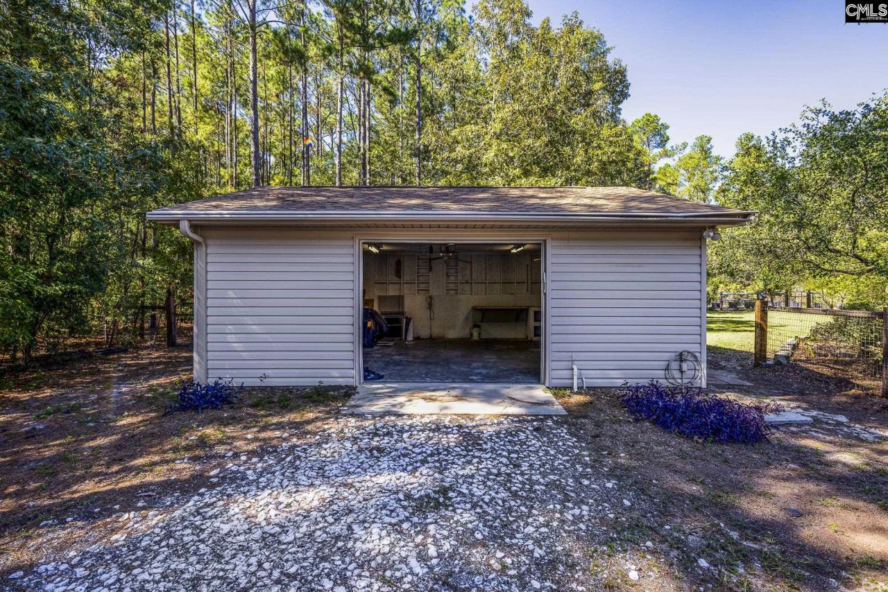 833 Mt Valley Road Photo 45