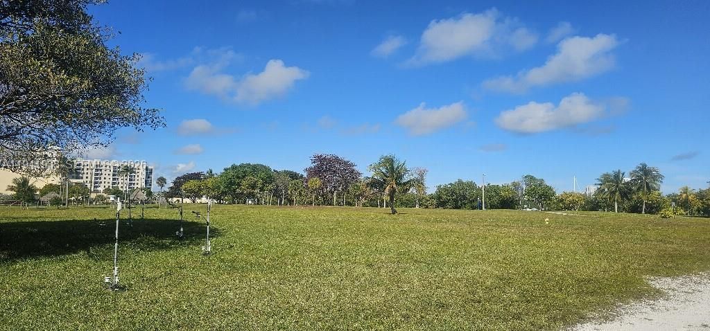 2620 NE 135th St, Unit 431, North Miami, FL 33181 Photo