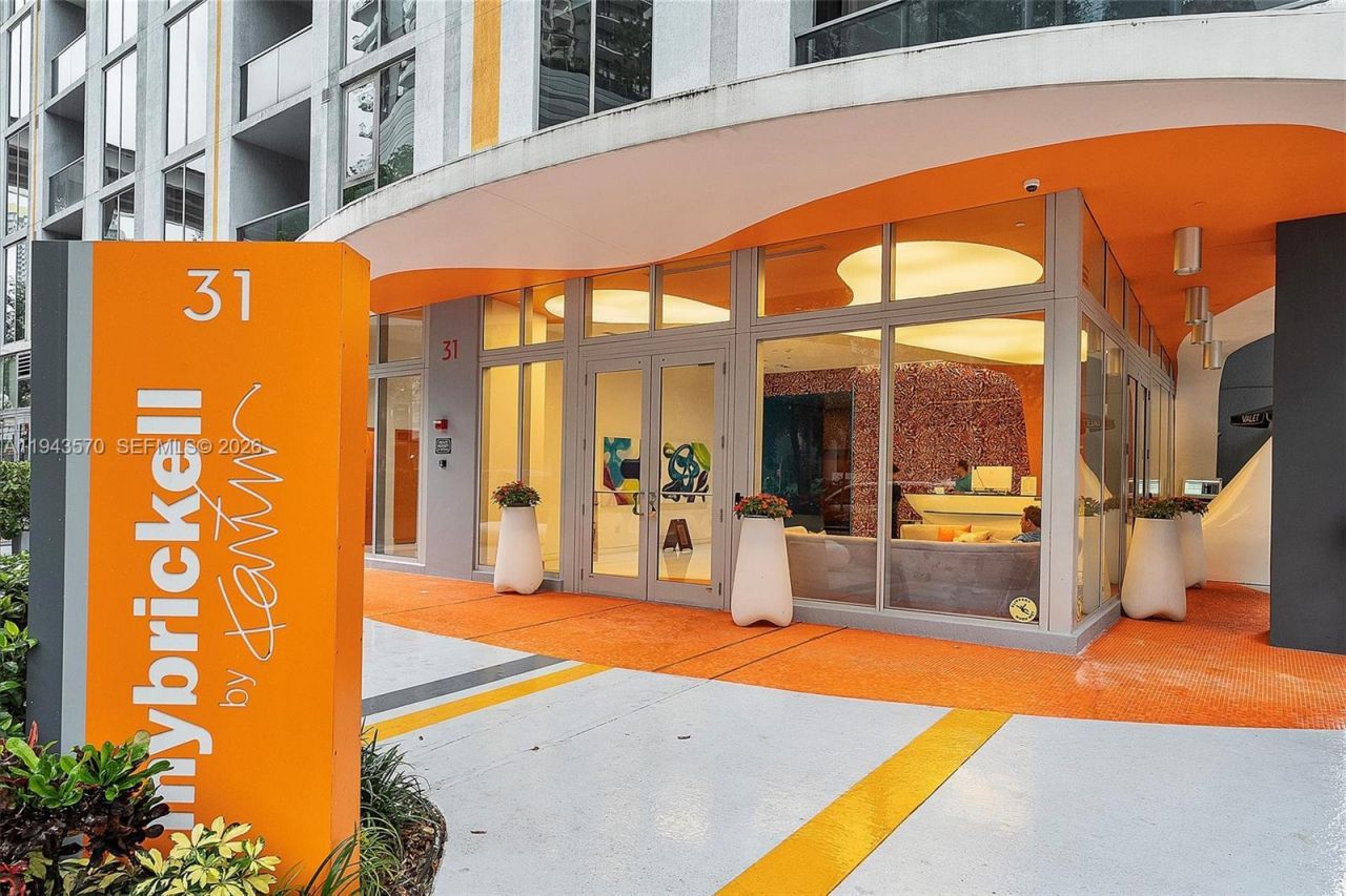 31 SE 6th St, Unit 2008, Miami, FL 33131 Photo