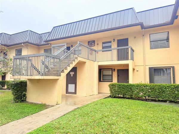 9141 NW 1st Ct, Unit 204, Pembroke Pines, FL 33024