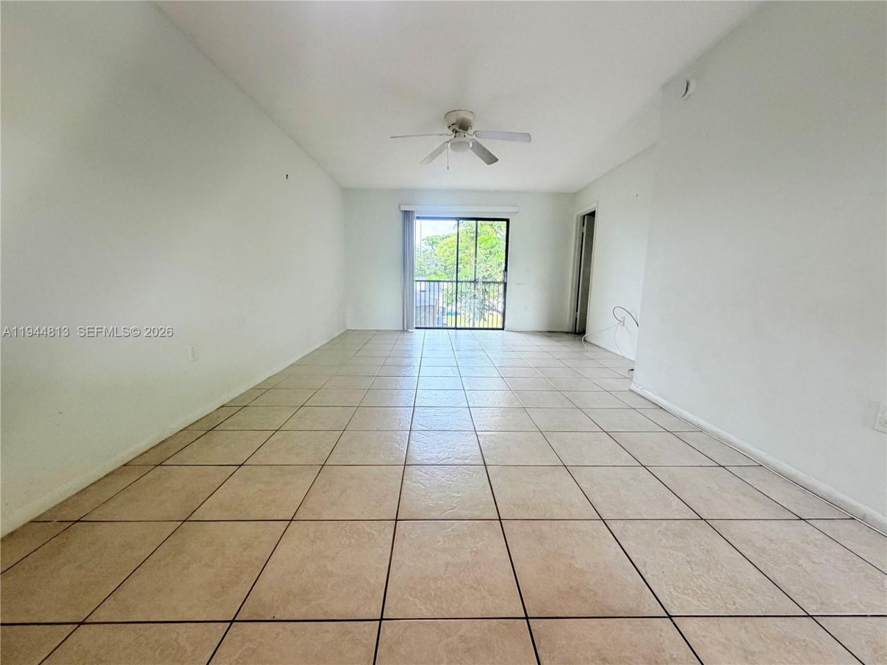 9141 NW 1st Ct, Unit 204, Pembroke Pines, FL 33024 Photo